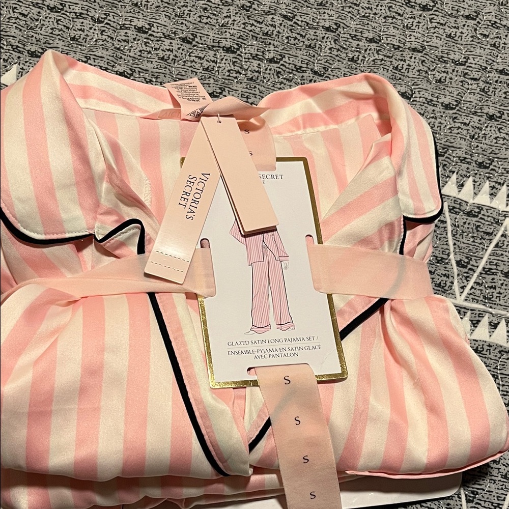 NWT! Victoria's Secret Pink and White Satin Stripe Pajama Set with Black Piping